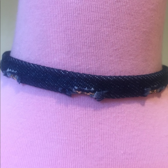 ⭐️ Awesome glitter Distressed dark denim choker ⭐️ - Picture 3 of 4